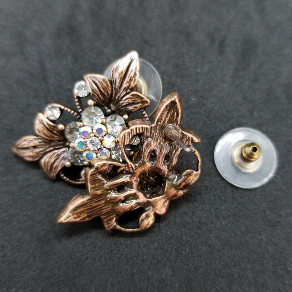 Copper aurora borealis crystal flower earrings - Picture 7 of 7